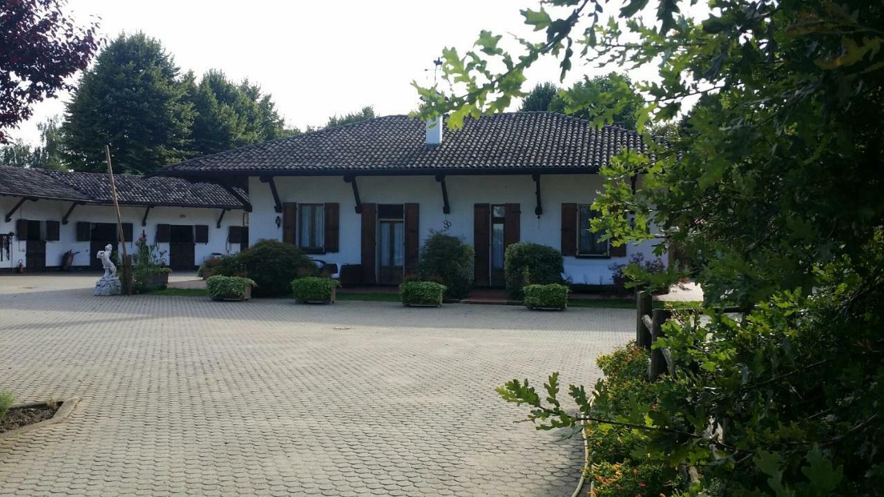 Scuderia 100 Pertiche Villa Villanterio Exterior foto